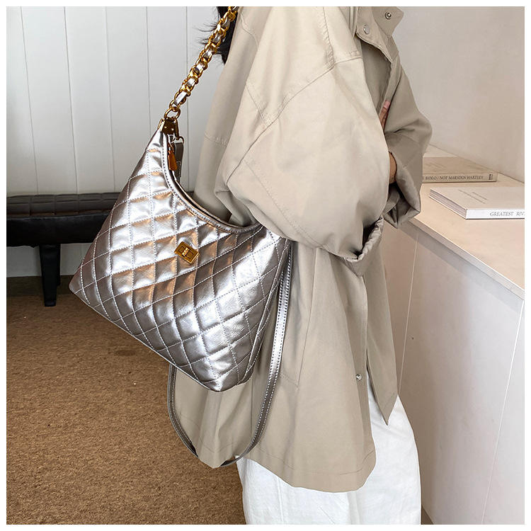 2024 Vintage Women's Retro Diamond Grid Small Fragrant Chain Tote Bag Versatile Single ShoulderCrossbody Commuting Armpit Cover